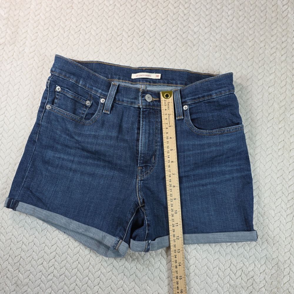 Levis Womens Mid Length Shorts Dark Wash Cuffed Denim Jean Shorts 30 - Picture 3 of 7